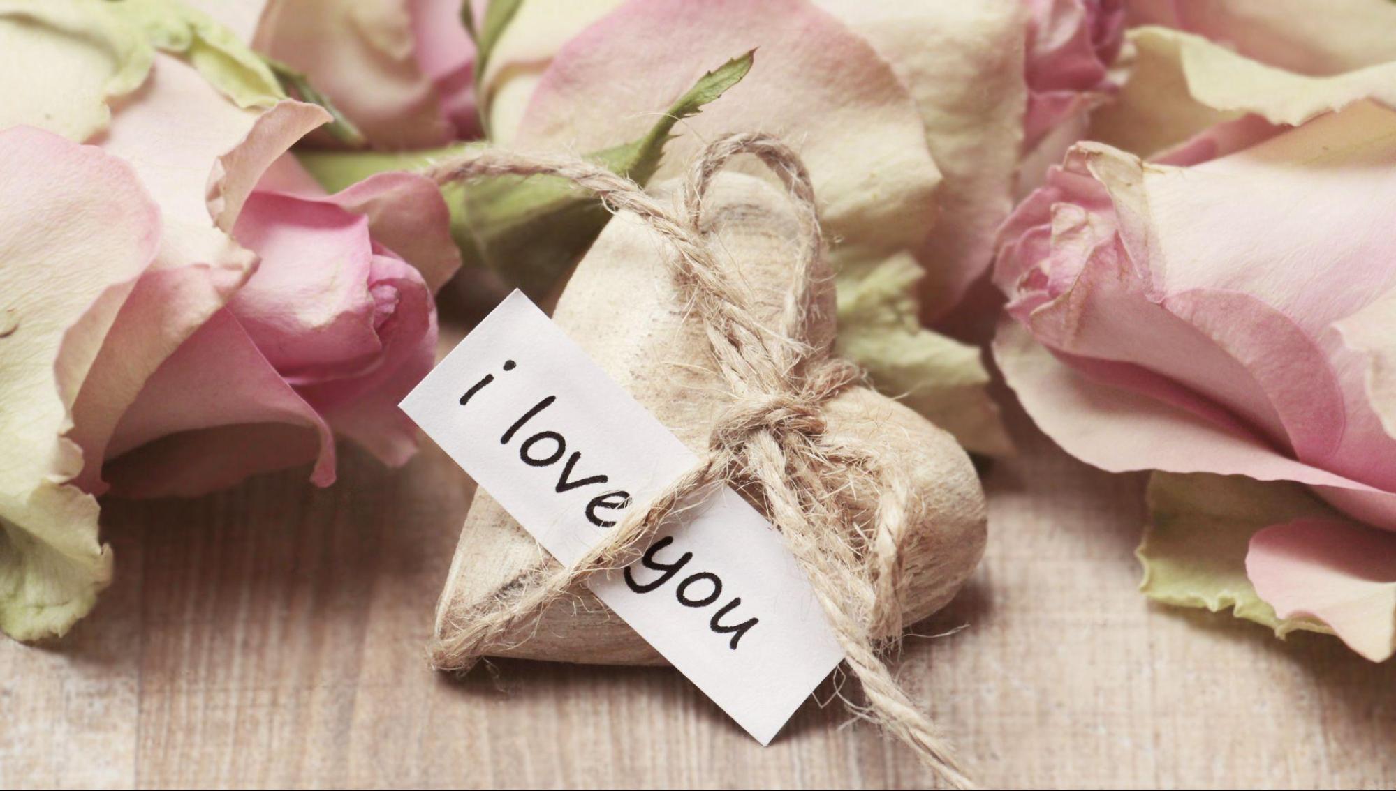 5-fresh-flower-bouquet-to-say-i-love-you-any-day